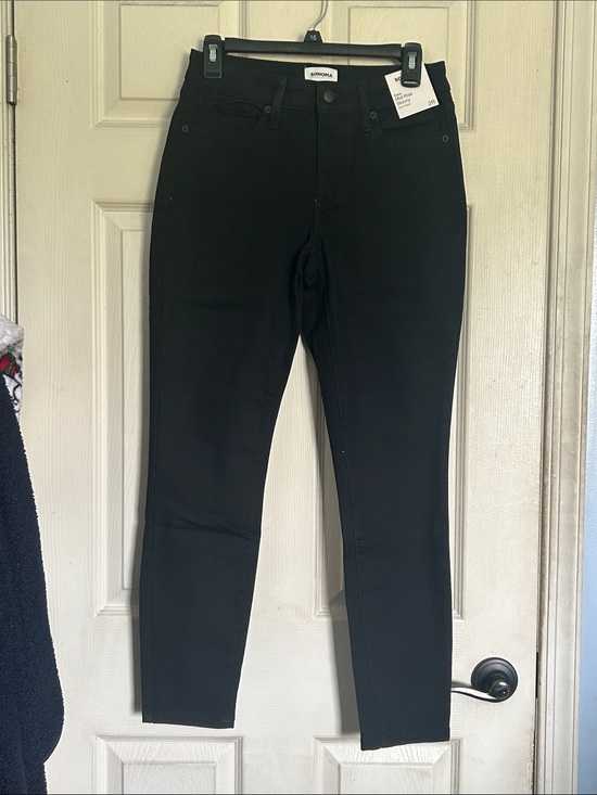 Sonoma Denim - NWT Sonoma super stretch black curvy mid rise skinny jean size 2